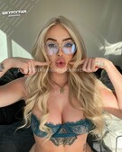 Анкета проститутки Анюта - метро Ломоносовский, возраст - 24